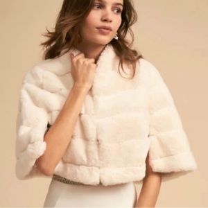 Betsey Johnson Armitage Caplet✨